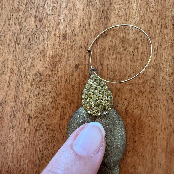 Fun Brass & Faux Rhinestone - Picture 4 of 6